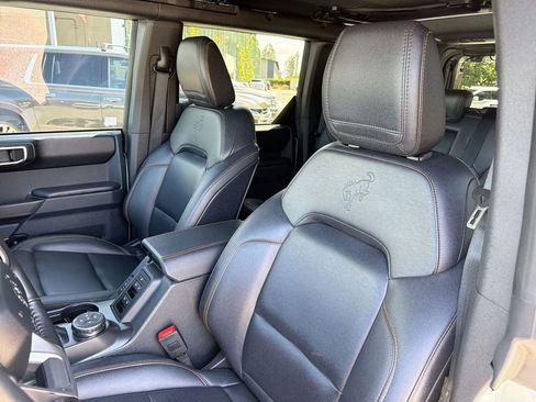 Used 2024 Ford Bronco Badlands AWD/4WD image 23