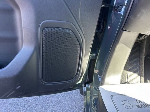 New 2026 Chevrolet Silverado 1500 Custom Trail Boss w/ LPO, Dark Essentials Package image 14