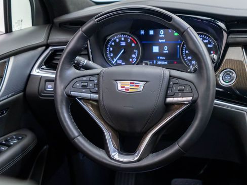 Certified 2025 Cadillac XT6 Premium Luxury w/ Platinum Package AWD/4WD image 12