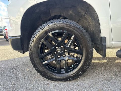 Used 2025 Chevrolet Silverado 1500 LT Trail Boss w/ Protection Package AWD/4WD image 5