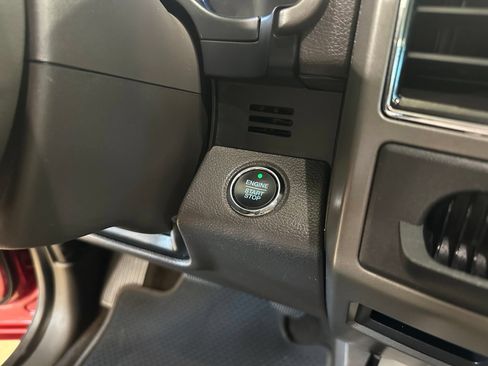Used 2019 Ford Expedition Max XLT w/ Equipment Group 202A RWD image 23
