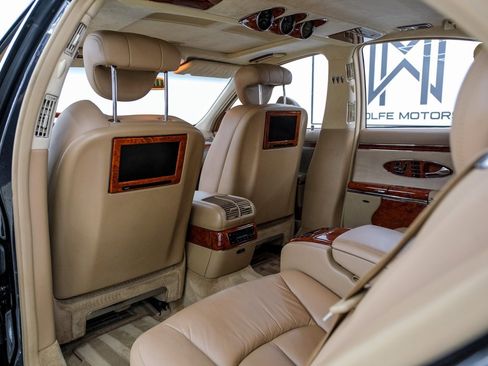 Used 2005 Maybach 57 image 38
