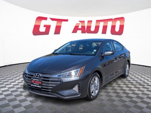 Used 2020 Hyundai Elantra Value Edition w/ Cargo Package (C1) FWD image 2