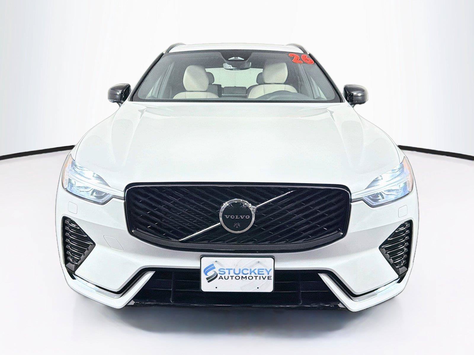 Used 2026 Volvo XC60 B5 Plus AWD/4WD image 6