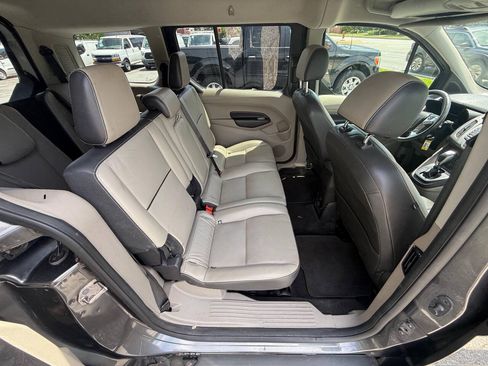 Used 2015 Ford Transit Connect XLT FWD image 5