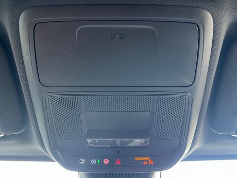 Used 2026 Chevrolet Equinox LT w/ Convenience Package II FWD image 14