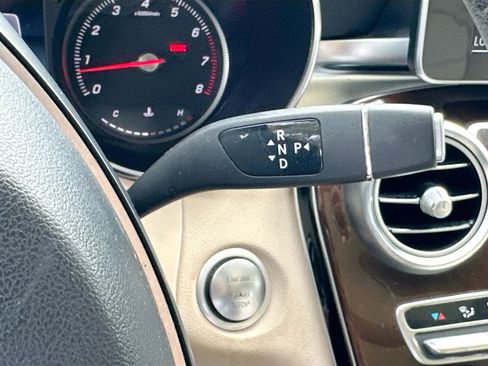 Used 2018 Mercedes-Benz GLC 300 image 16