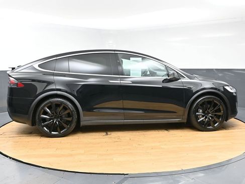 Used 2020 Tesla Model X Long Range AWD/4WD image 7