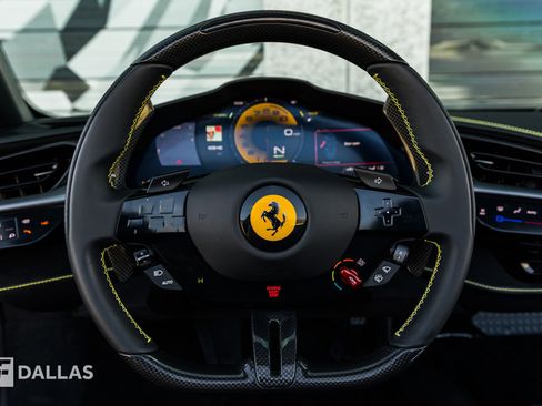Used 2025 Ferrari SF90 Spider image 29