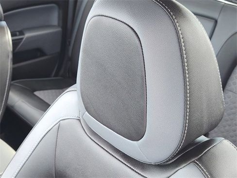 Used 2019 Chevrolet Colorado Z71 image 16