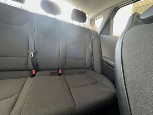 Used 2025 Kia K4 FWD image 36