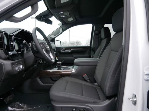 New 2026 GMC Sierra 1500 Elevation image 7
