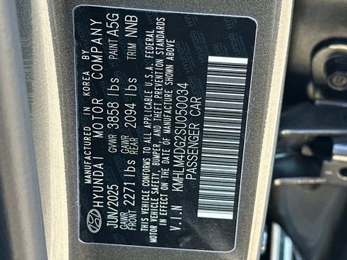 New 2025 Hyundai Elantra Sport image 34