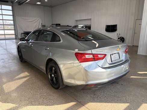 Used 2023 Chevrolet Malibu LS image 4