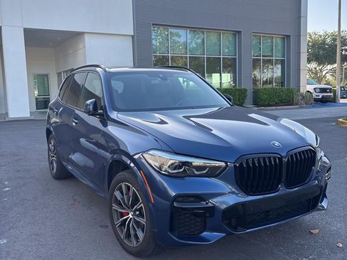 Used 2022 BMW X5 sDrive40i w/ M Sport Package image 2