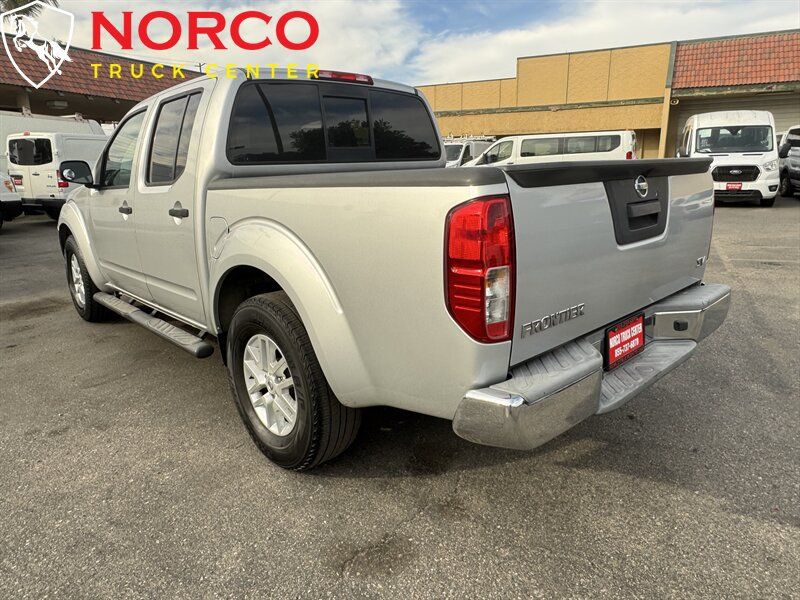 Used 2017 Nissan Frontier SV RWD image 6