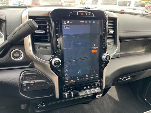 Used 2024 RAM 2500 Laramie image 9