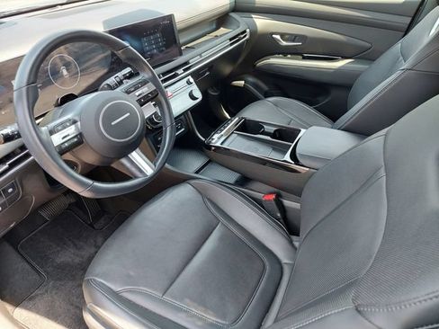 Used 2025 Hyundai Tucson Limited AWD/4WD image 9