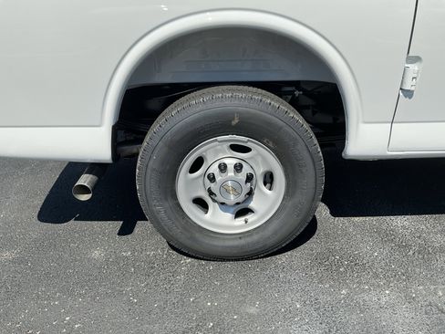New 2026 Chevrolet Express 2500 w/ Driver Convenience Package RWD image 8