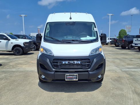 New 2026 RAM ProMaster 2500 w/ Convenience Group FWD image 5