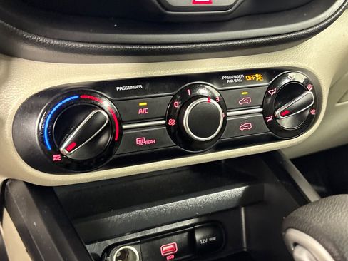 Used 2022 Kia Soul LX w/ Technology Package image 24