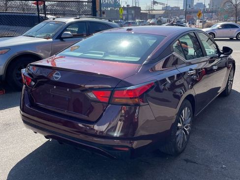 Used 2025 Nissan Altima 2.5 SV image 17