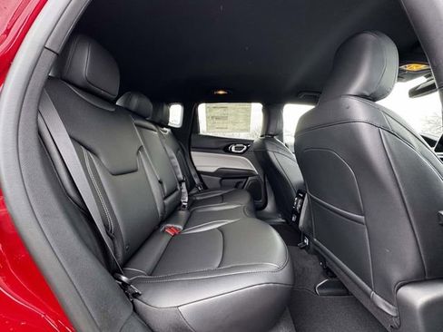New 2026 Jeep Compass Limited AWD/4WD image 17