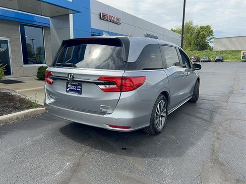 Used 2023 Honda Odyssey Touring image 7