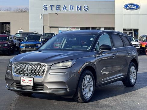 Used 2022 Lincoln Corsair FWD image 2