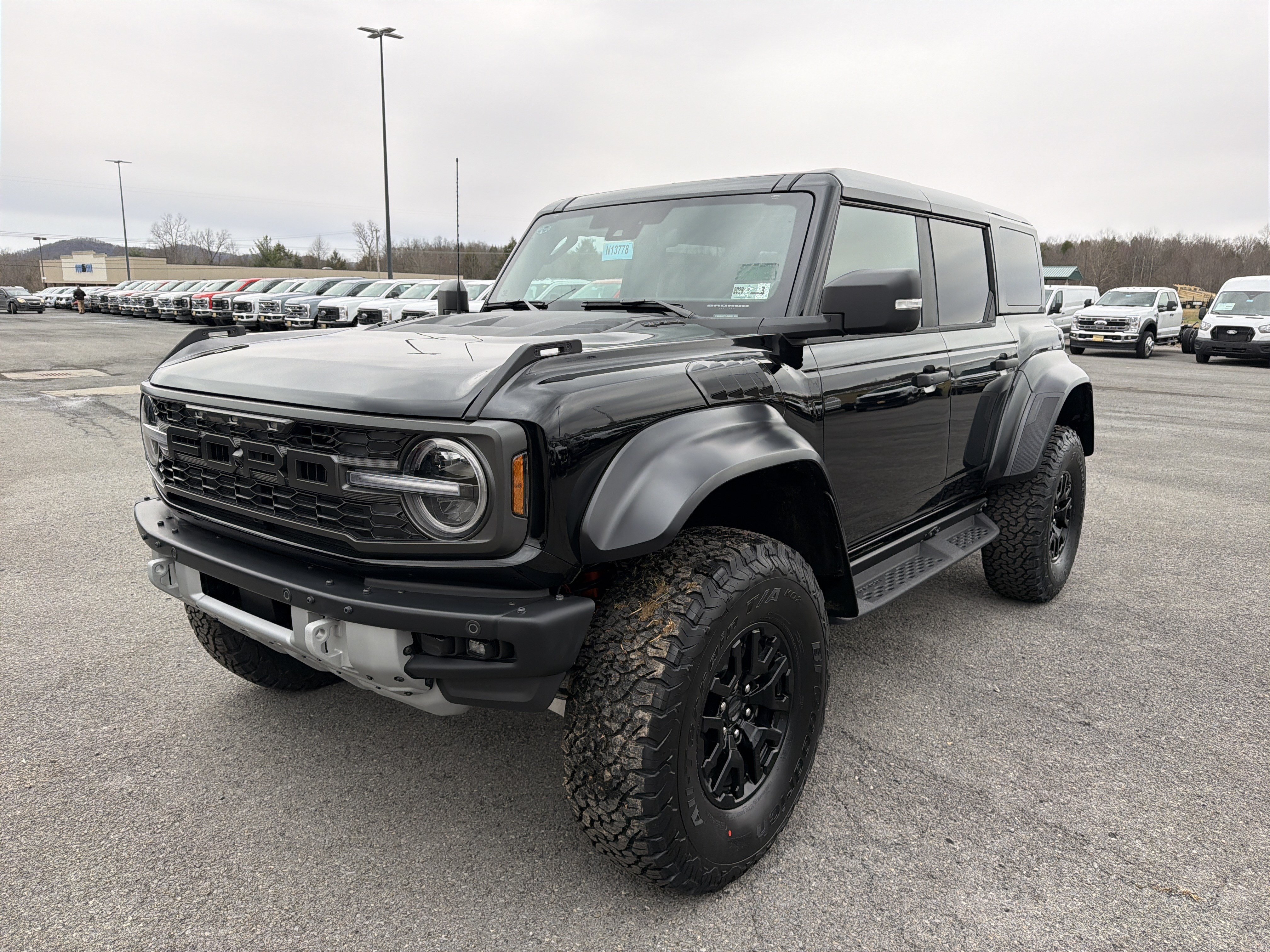 New 2026 Ford Bronco Raptor AWD/4WD image 1