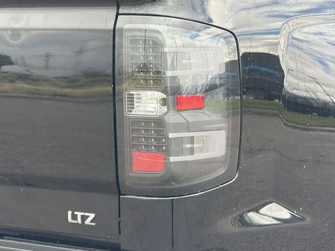 Used 2019 Chevrolet Silverado 2500 LTZ w/ Duramax Plus Package AWD/4WD image 25