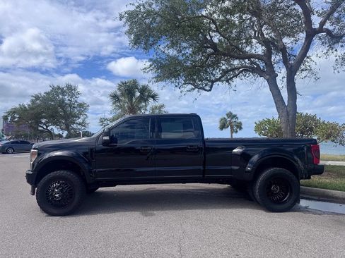 Used 2022 Ford F450 Platinum w/ FX4 Off-Road Package image 6