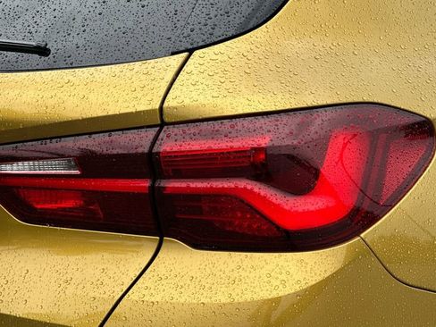 Used 2023 BMW X2 sDrive28i w/ M Sport Package image 29