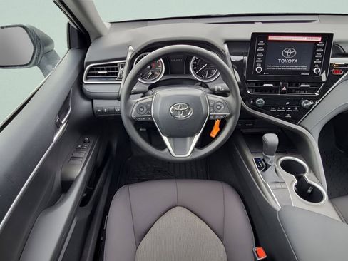 Used 2024 Toyota Camry LE FWD image 30