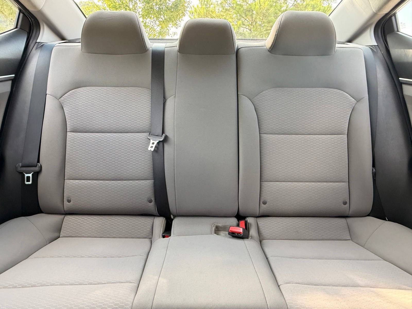 Used 2019 Hyundai Elantra SEL FWD image 40