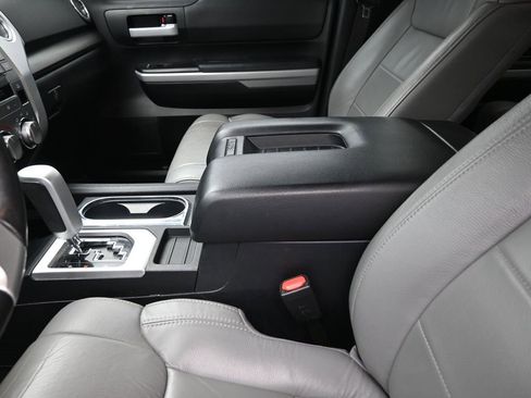 Used 2020 Toyota Tundra SR5 image 21