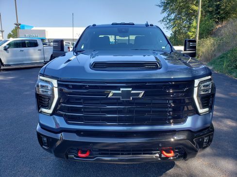 New 2026 Chevrolet Silverado 3500 LTZ w/ LTZ Plus Package image 7
