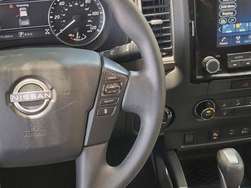 Used 2022 Nissan Frontier SV w/ Technology Package AWD/4WD image 13