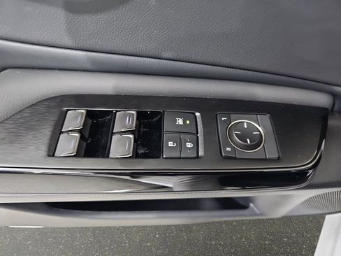 Certified 2025 Lexus ES 350 FWD image 26