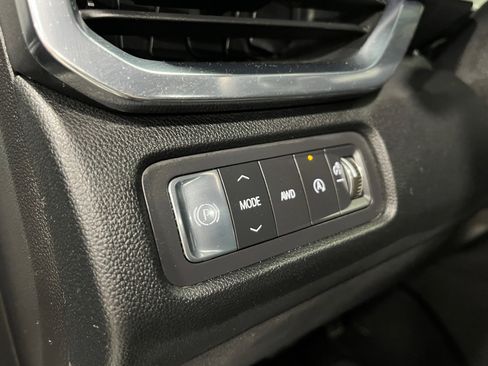 Certified 2025 GMC Acadia Elevation image 14