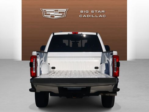 Used 2025 Ford F250 Lariat w/ Chrome Package image 9