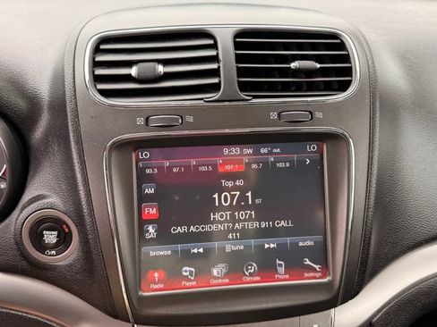 Used 2020 Dodge Journey Crossroad FWD image 19