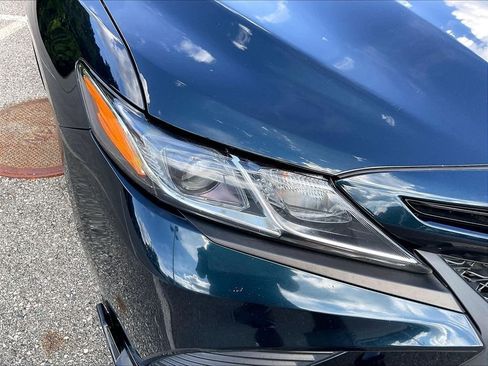 Used 2020 Toyota Camry SE FWD image 30
