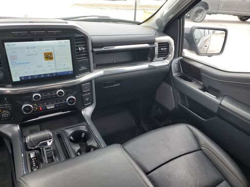 Used 2022 Ford F150 Lariat w/ Equipment Group 502A High image 17