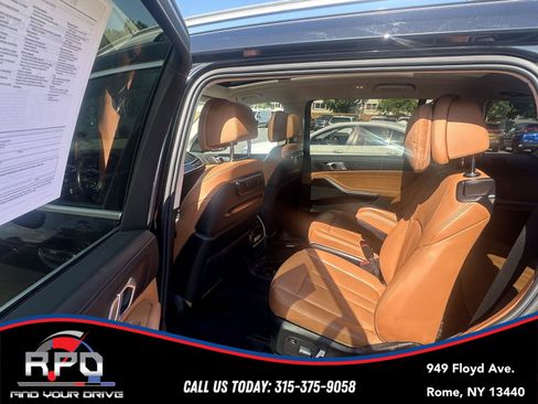Used 2020 BMW X7 xDrive40i w/ Luxury Seating Package AWD/4WD image 23