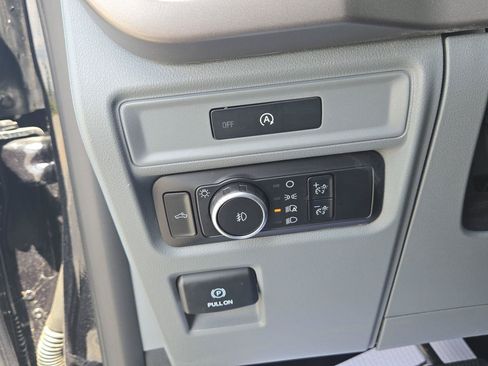 Used 2025 Ford F150 XLT w/ Equipment Group 301A Standard AWD/4WD image 22