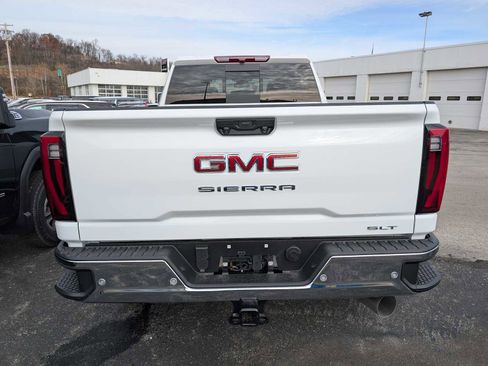 New 2026 GMC Sierra 3500 SLT w/ SLT Premium Package AWD/4WD image 7