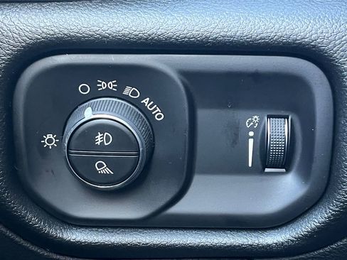 New 2026 RAM 1500 Express image 12