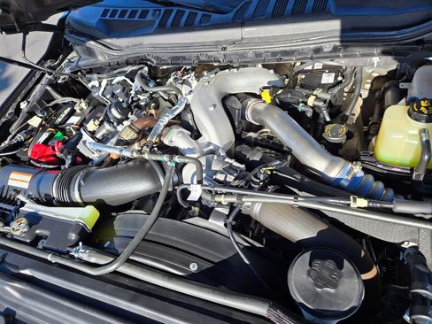 Used 2020 Ford F350 Lariat w/ Lariat Ultimate Package image 16