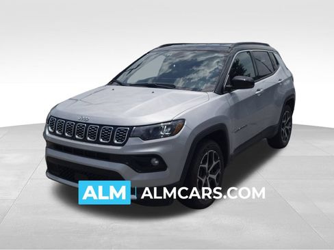 Used 2025 Jeep Compass Limited AWD/4WD image 1